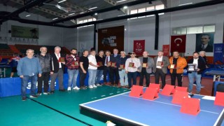 Köyceğizde Veteran Masa Tenisi sporcuları hünerlerini sergiledi