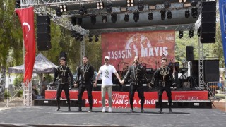 Kuşadası Belediyesi çalışanları 1 Mayısı piknik yaparak kutladı