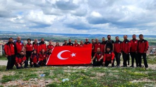 Kütahya MEB-AKUB ekibinden doğa yürüyüşü
