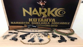 Kütahyada 3 uyuşturucu taciri tutuklandı