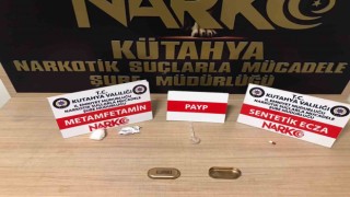 Kütahyada durdurulan araçta uyuşturucu ele geçirildi