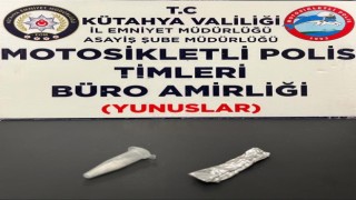 Kütahyada Yunus Timleri şahsın üzerinde uyuşturucu buldu