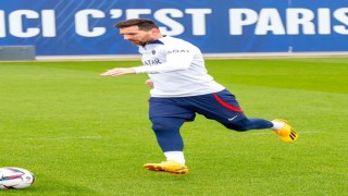 Lionel Messi antrenmanlara geri döndü
