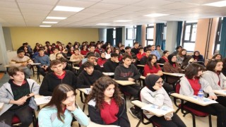 Lise öğrencilerine sınav kaygısından kurtulma eğitimi