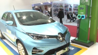Lityum iyon piller elektrikli otomobilde elektrik tüketimini yeşile çeviriyor