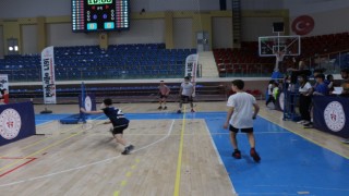 Mahalle liginde 140 sporcu yarıştı