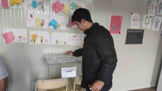 Malatyada Cumhurbaşkanlığı için oy kullanma işlemi sürüyor