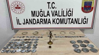 Marmaris şehir merkezinde Jandarmadan tarihi eser operasyonu