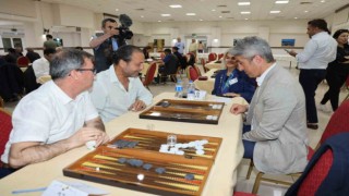 Marmariste zarlar depremzedeler için atıldı