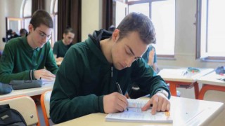 MEB, YKSye hazırlanacak meslek liselilere Akademik Destek Programını başlatıyor