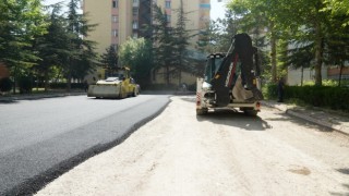 Melikgazi yolları yenileyerek ulaşımı daha konforlu hale getiriyor