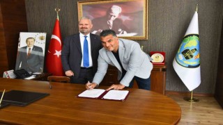 Menemen Belediyesinden tarihi çarşıya ipeksi dokunuş
