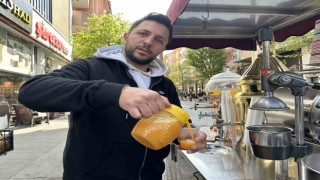 Mevsim geçişlerinde grip önlemi olarak portakal ve limon suyu tüketiliyor