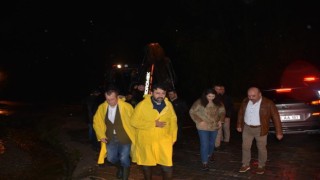 Milletvekili Şahin, taşından zarar gören yerleri inceledi