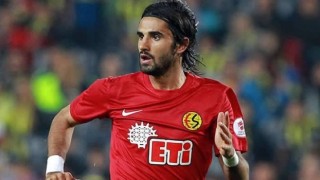 Milli futbolcu Alper Potuktan Eskişehirspor paylaşımı