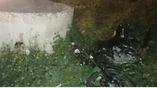 Motosiklet kazası; 1 ölü 1 ağır yaralı