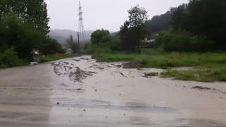 Mudurnuda sağanak hayatı olumsuz etkiledi