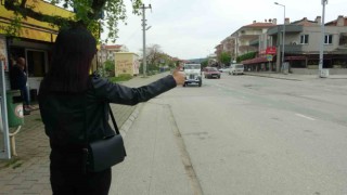 Muğlada otostop çeken öğrenciler nostaljik araç ile farkındalık yaşadı