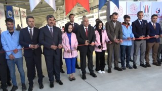 Muşta 416 kişinin istihdam edildiği tekstil fabrikası törenle açıldı