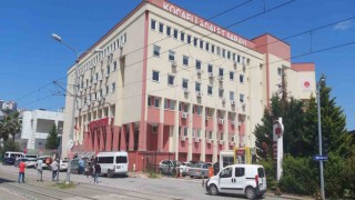 Müzik hoparlörünün içine uyuşturucu koyup kargoya vermişler