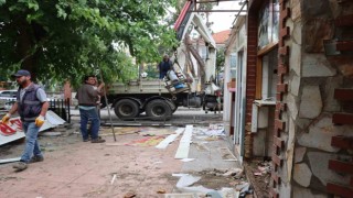 Nazilli Belediyesi merkezdeki büfeyi yeniliyor