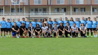 Nazilli Belediyespor Kadın Futbol Takımı, play-offlara hazırlanıyor