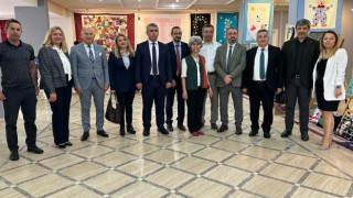 Nazillide HEM kursiyerlerinden ‘Renklerin Dili sergisi