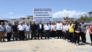 Nevşehirden deprem bölgesi Hataya sebze hali desteği