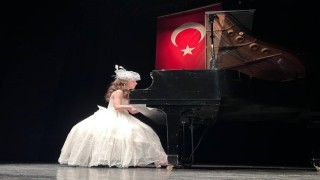 Nilüferde öğrencilerden muhteşem konser