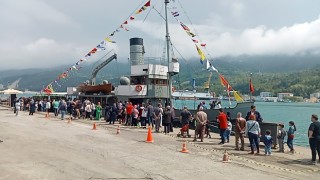 Nusret Mayın Gemisi Kastamonuda kapılarını vatandaşlar için açtı