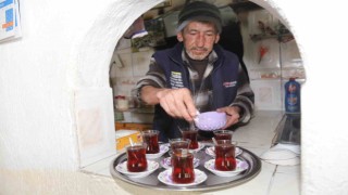Odun ateşinde asırlık çay keyfi