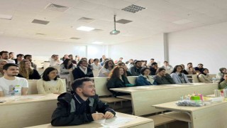 Öğrenciler güncel ölçü materyalleri ve ölçü alma tekniklerini öğrendi
