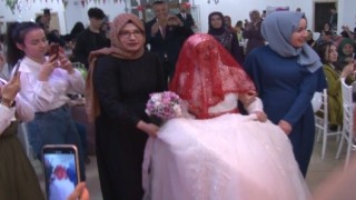 Öğretmenler el ele verdi, down sendromlu gençlerin hayali gerçek oldu