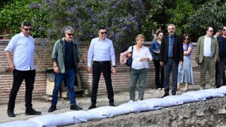 Korkut Ata Üniversitesi Rektörü Uzun, Tepebağ Höyüğü’ndeki çalışmaları izledi