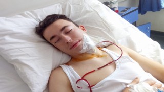 Okul maçında sahaya girdi, liseli sporcuyu hastanelik etti