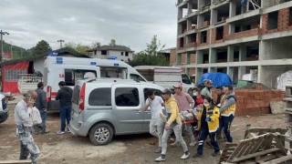 Orduda inşaat iskelesi çöktü: 4 işçi yaralandı