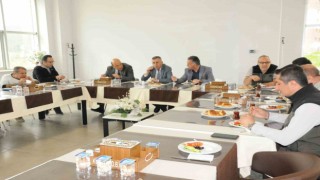 Orman Bölge Müdürü Dingil, engelli personelle kahvaltıda bir araya geldi