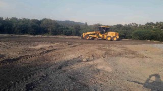 Ortacada yollar bakımdan geçiriliyor