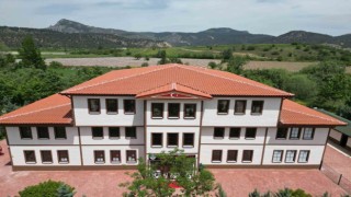 Osmaneli Belediyesi Çocuk Kulübü ve Bebek Kütüphanesi faaliyete girdi