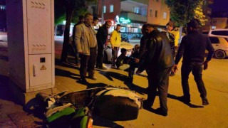 Otomobille çarpışan elektrikli bisiklet sürücüsü yaralandı