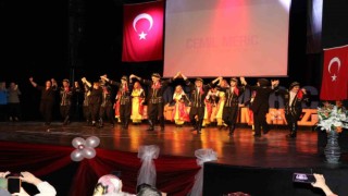 Özel öğrencilerden anlamlı gösteri