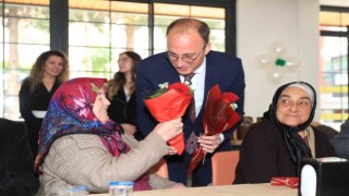 Pamukkale Alzheimer Merkezinde Anneler Günü kutlandı