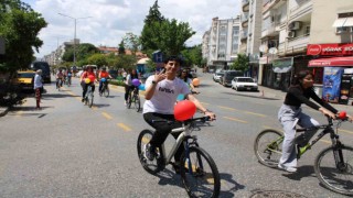 Pedallar, 19 Mayıs için çevrildi