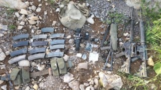 Pençe-Kilit Operasyonunda teröristlere ait silah ve mühimmat ele geçirildi