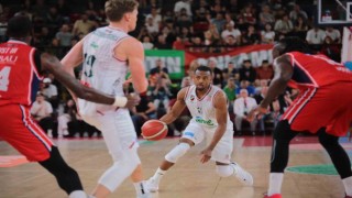 Pınar Karşıyakalı Erick McCollum, ligin sayı lideri