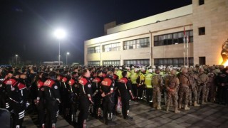 Polis ve komandolar uyuşturucu satıcılarına birlikte darbe indirdi