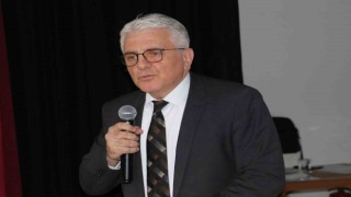 Prof. Dr. Özkan: Yaşlılığa yaşadığımız sürece, engelli olmaya ise bir adım kadar yakınız”