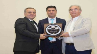 Rektör Altun, mezun olduğu lisenin öğrencileri ile buluştu