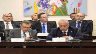 Rektör Çomaklı, araştırma üniversiteleri destek projesi toplantısına katıldı