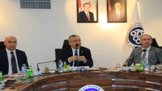 Rektör Prof. Dr. Levent, gazetecilerle bir araya geldi